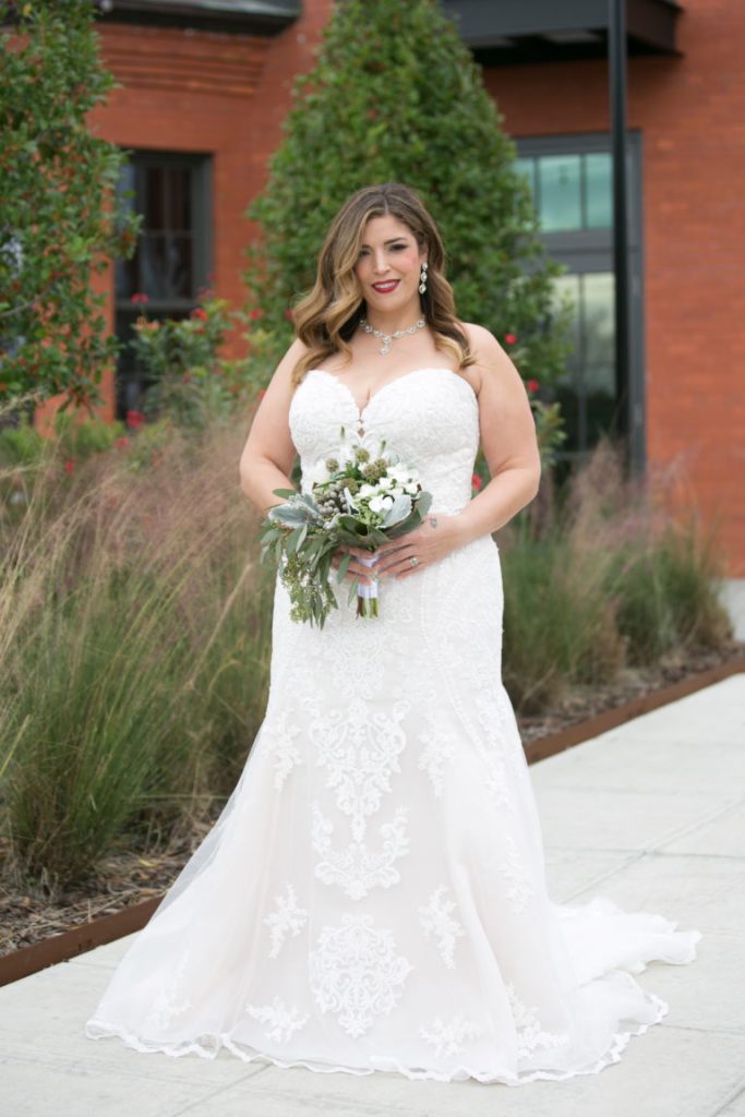 The White Closet Stella York Trunk Show