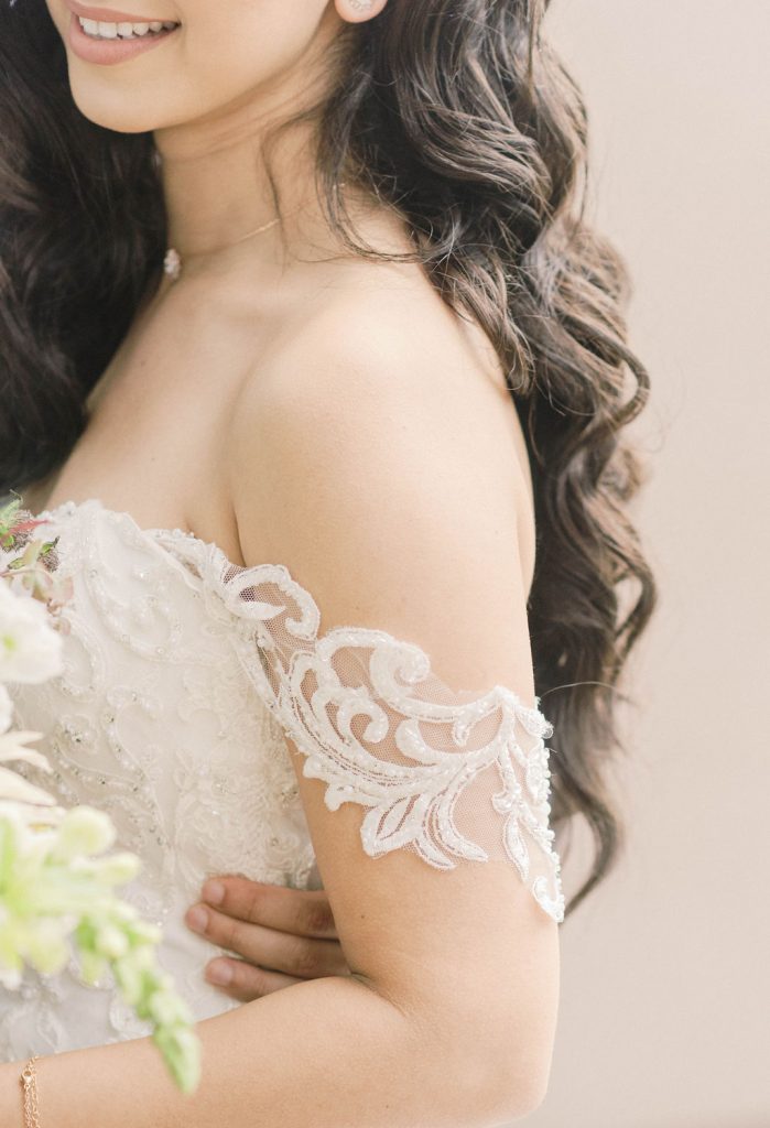 Real Bride Spotlight: Simone. Desktop Image