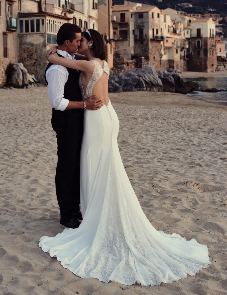 Justin Alexander Wedding Dress Trunk Show. Desktop Image
