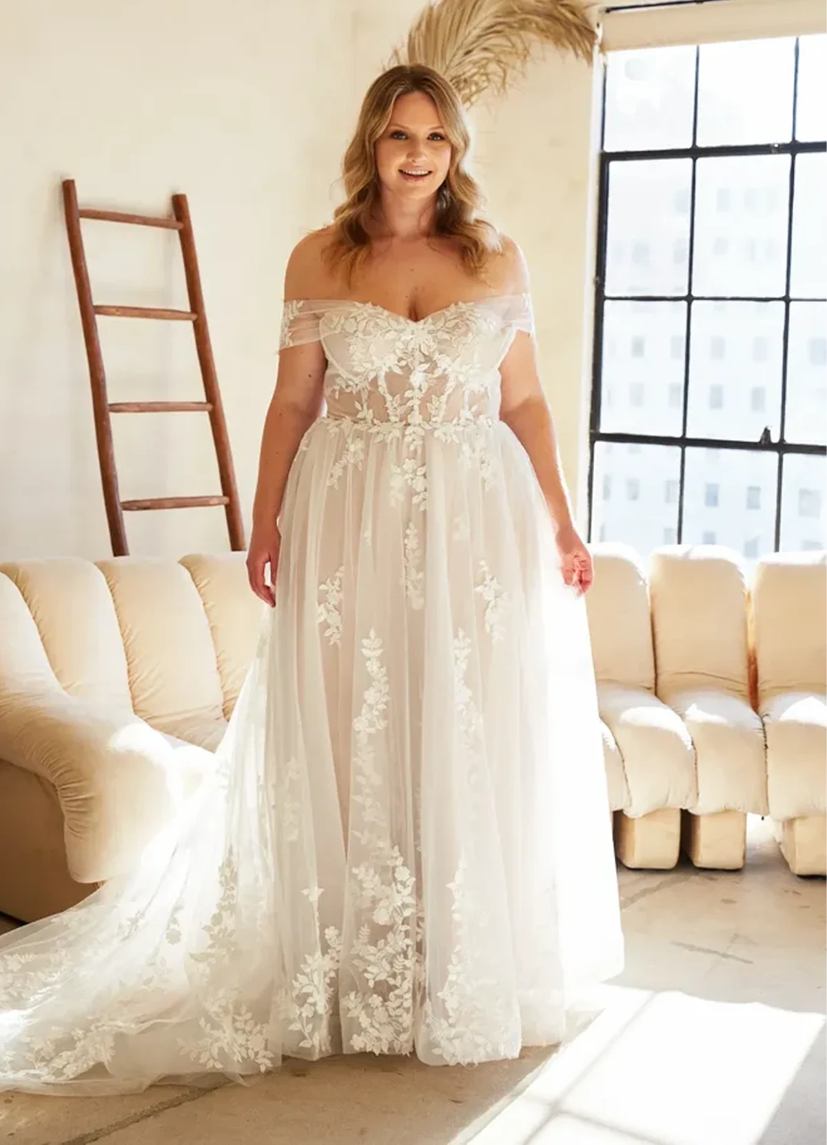 Madi Lane Plus Size Designer Image