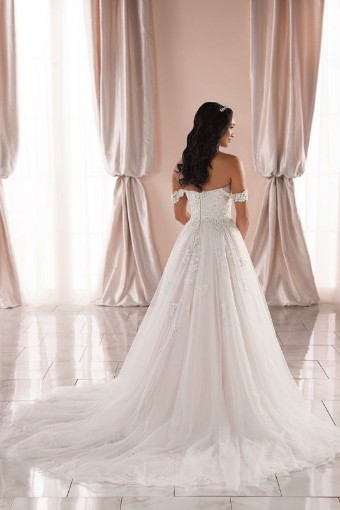 Stella York Plus Size 6809 #1 thumbnail