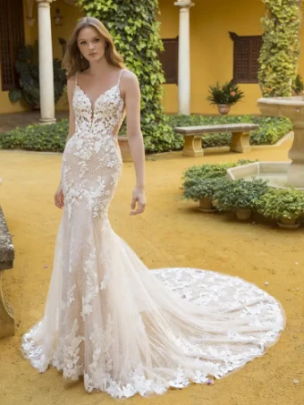 Blue by Enzoani Posie #0 default Ivory/Nude/Nude thumbnail