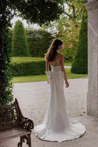 Justin Alexander 88383 #7 default Ivory/Latte thumbnail