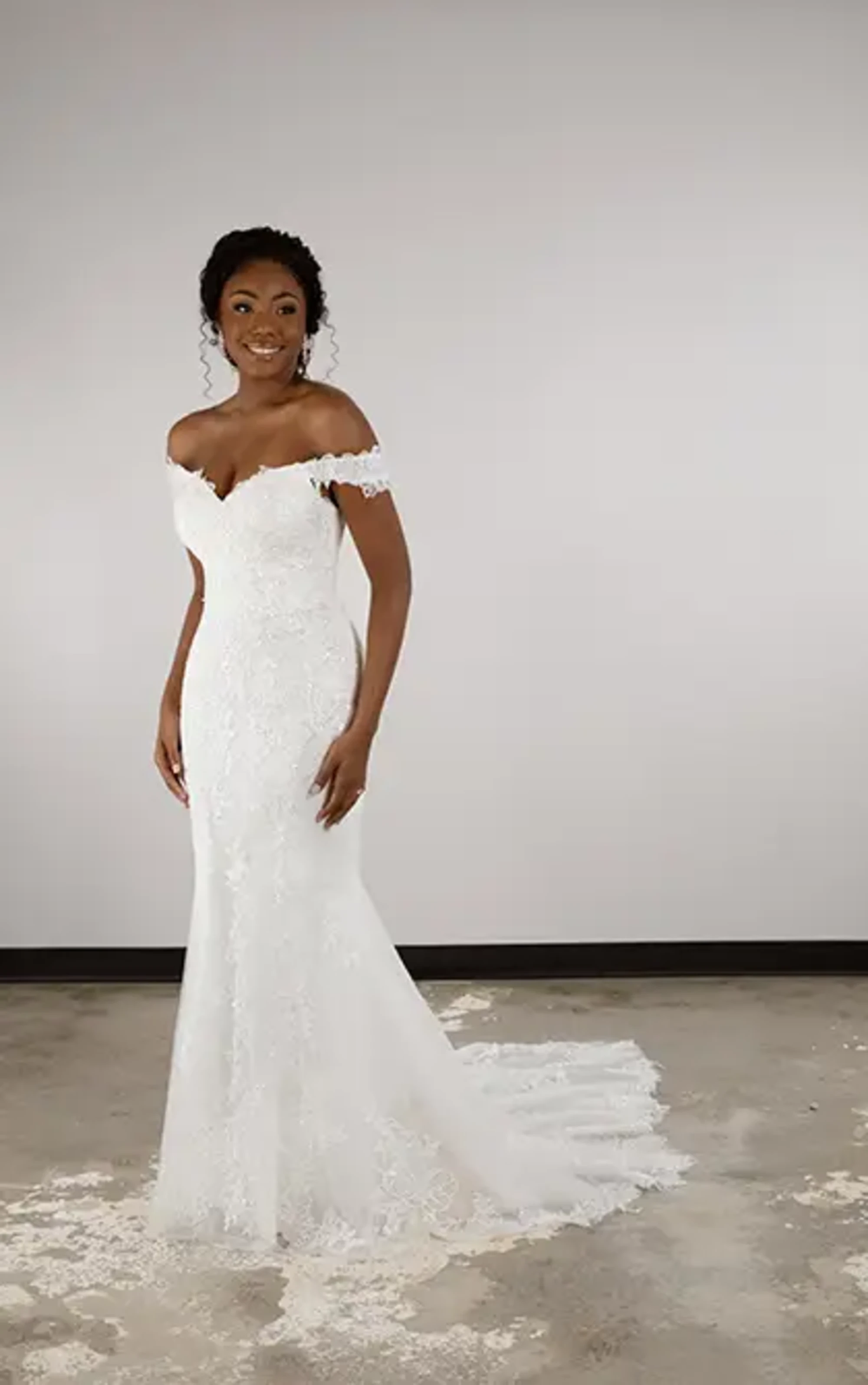 Essense of Australia Plus Size - D3960 | White Closet Bridal