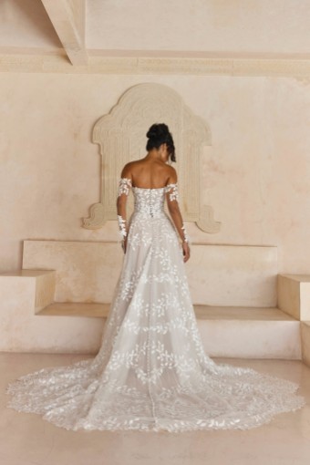 Madi Lane Laila #1 Ivory/Mocha thumbnail