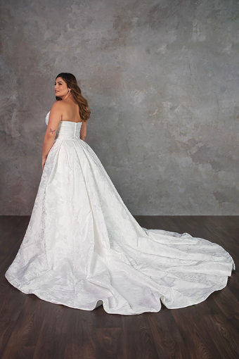 Essense of Australia D4300 #12 Ivory Jacquard thumbnail