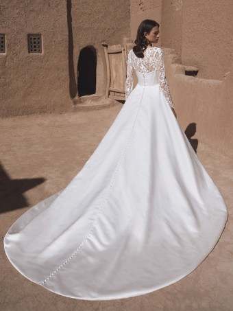 Blue by Enzoani TinsleyS #1 Ivory Satin thumbnail