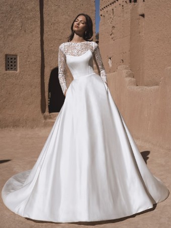 Blue by Enzoani TinsleyS #0 Ivory Satin thumbnail