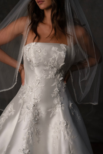 Essense of Australia D4479 #7 default Pure Ivory thumbnail