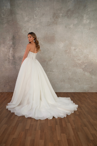 Essense of Australia D4458 #7 (IVR) Ivory thumbnail