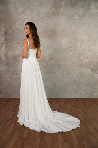 Essense of Australia D4483 #9 Ivory thumbnail