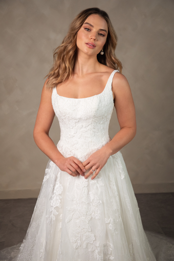 Essense of Australia D4620 #2 default (IVR) Ivory thumbnail