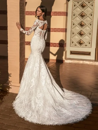 Blue by Enzoani Uvoria #1 Ivory/Ivory/Ivory thumbnail